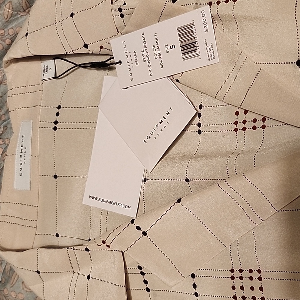 Equipment silk Blouse size s nwt
